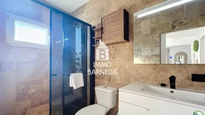 Chalet en venta en Passatge de Alberes, 37, cerca de Pasaje Montgri, Empuriabrava (Castelló d'Empúries) de 385.000 €