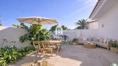 Chalet en venta en Passatge de Alberes, 37, cerca de Pasaje Montgri, Empuriabrava (Castelló d'Empúries) de 385.000 €