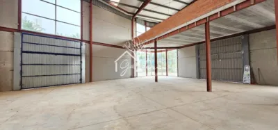 Local comercial en alquiler en Freixeiro - Vista 4