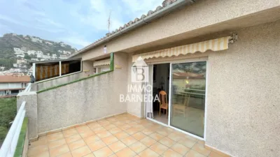 Apartment at Carrer del Cap Norfeu, 55 photo 4