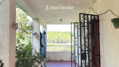 Apartment on Font Dhorta-Clariana Street photo 10