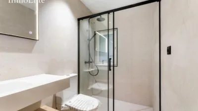 Apartment on Calle de Diego de León photo 31