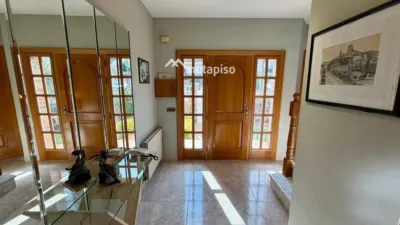 Chalet on Carrer de Rosa Sensat photo 11