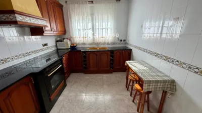 Chalet on Carrer de Rosa Sensat photo 15