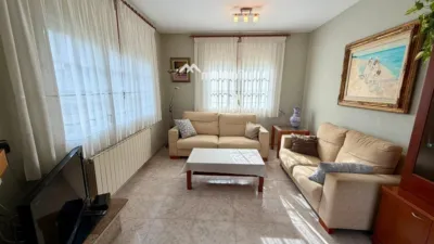 Chalet on Carrer de Rosa Sensat photo 22