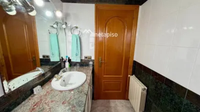 Chalet on Carrer de Rosa Sensat photo 45