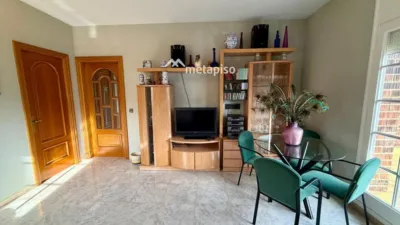 Chalet on Carrer de Rosa Sensat photo 55