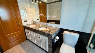 Chalet on Carrer de Rosa Sensat photo 63