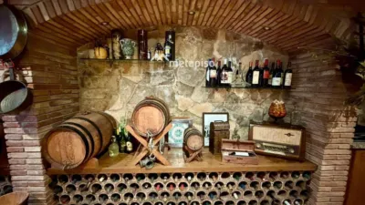 Chalet on Carrer de Rosa Sensat photo 76