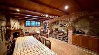 Chalet on Carrer de Rosa Sensat photo 79