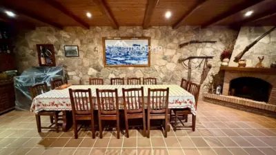 Chalet on Carrer de Rosa Sensat photo 81