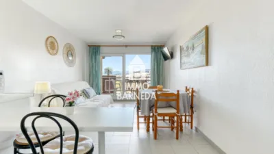 Apartment on Carrer de Mercè Rodoreda, 1 photo 6