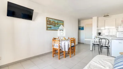 Apartment on Carrer de Mercè Rodoreda, 1 photo 9