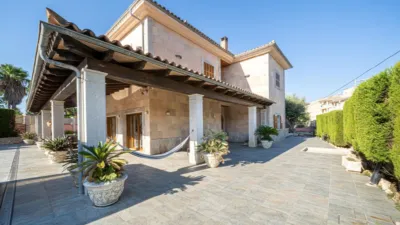 Villa in Son Baulo photo 2