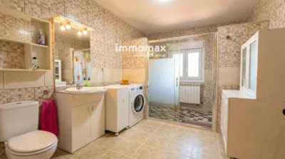 Chalet en La Sagrera photo 8