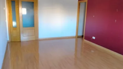 Piso en venta en Avenida de Madrid, Almazán de 66.000 €