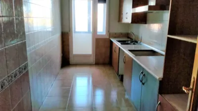 Piso en venta en Avenida de Madrid, Almazán de 66.000 €