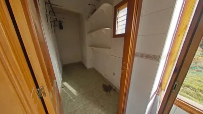 Flat in Carrer de l'Orient photo 21