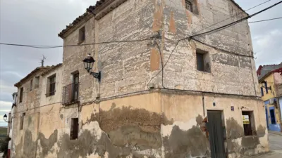 Casa adosada en venta en Calle Alta, Azaila