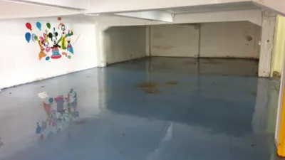 Local comercial en venta en Calle del Mosteiro de Monfero - Més
