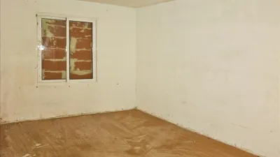 Casa en venta en Calle San Maximino, Lumpiaque de 34.000 €