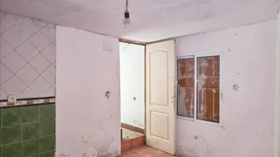 Casa en venta en Calle San Maximino, Lumpiaque de 34.000 €