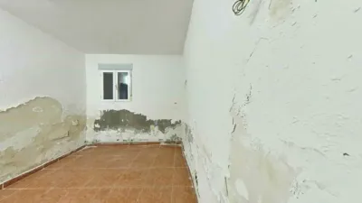 Casa en venta en Calle Joaquín Costa, cerca de Calle Mayor, Gurrea de Gállego de 55.505 €
