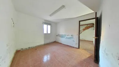 Casa en venta en Calle Joaquín Costa, cerca de Calle Mayor, Gurrea de Gállego de 55.505 €