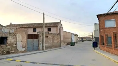 Casa en venta en Calle Muntadas, cerca de Callejón de la Tejería, Lumpiaque de 17.200 €