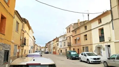 Casa en venta en Calle Muntadas, cerca de Callejón de la Tejería, Lumpiaque de 17.200 €