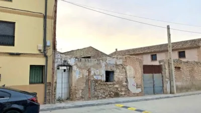 Casa en venta en Calle Muntadas, cerca de Callejón de la Tejería, Lumpiaque de 17.200 €
