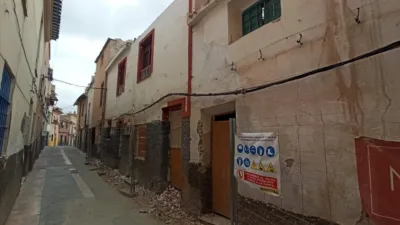 Casa adosada en venta en Calle de Carmen, Mula de 29.000 €