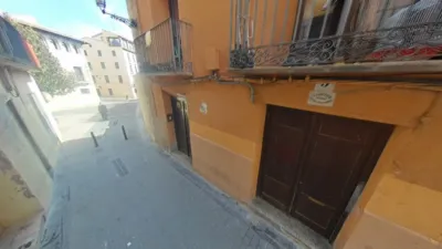 Piso en venta en Calle de San Salvador, La Catedral-Casco Antiguo (Huesca Capital) de 46.000 €