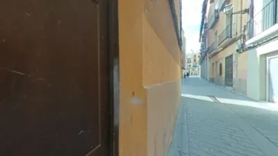 Piso en venta en Calle de San Salvador, La Catedral-Casco Antiguo (Huesca Capital) de 46.000 €