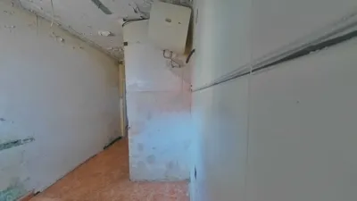 Piso en venta en Calle de San Salvador, La Catedral-Casco Antiguo (Huesca Capital) de 46.000 €