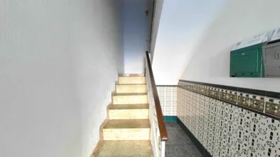 Piso en venta en Calle del Doctor Don Ramón y Cajal, cerca de Calle del Jaralillo, Almadén de 17.037 €