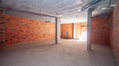 Local comercial en venta en Rúa Do Agrelo - Más