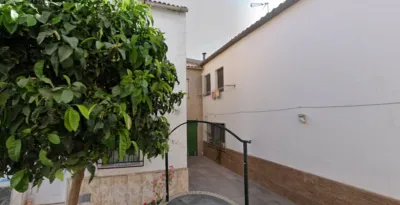 Terraced house on Calle Zacatín photo 3