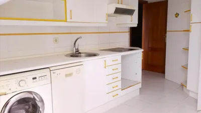 Flat on Calle del Cardenal Almaraz photo 3