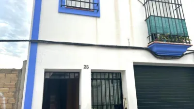 House on Calle de Ramón y Cajal photo 2