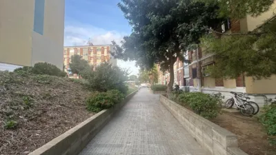 Flat on Carrer dels Camps Blancs photo 3