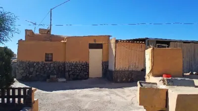 House on La Reserva Street photo 3