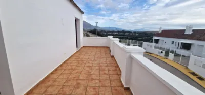 Terraced house on Calle Doña Julia photo 3