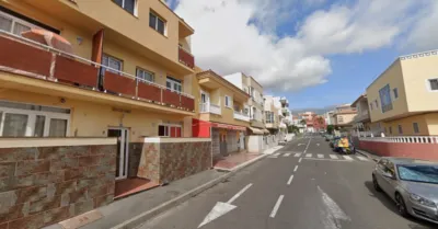 Piso en calle Padre Esteban photo 2