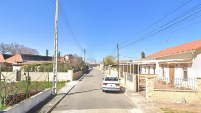 House on Ferroviarios Street photo 3