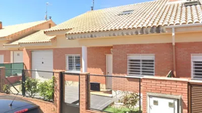 House on Olmo Street photo 3