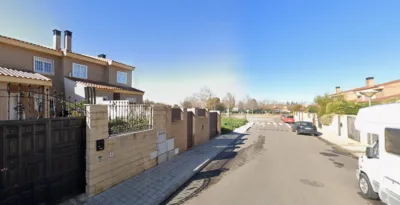 House on Jacinto Benavente Street photo 3