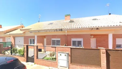 House on Olmo Street photo 2