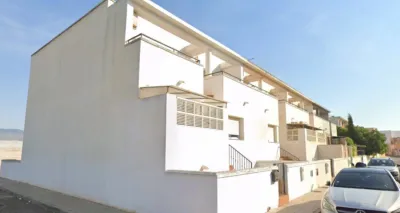 House on Calle Alquería photo 2