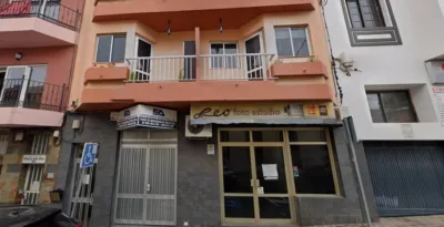 Flat on Calle Siete Fuentes photo 3